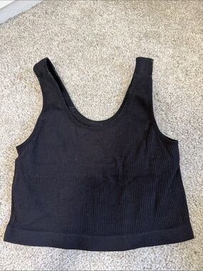 Forever21 Black Ribbed Tank Top - Versatile Women's Crop Tank